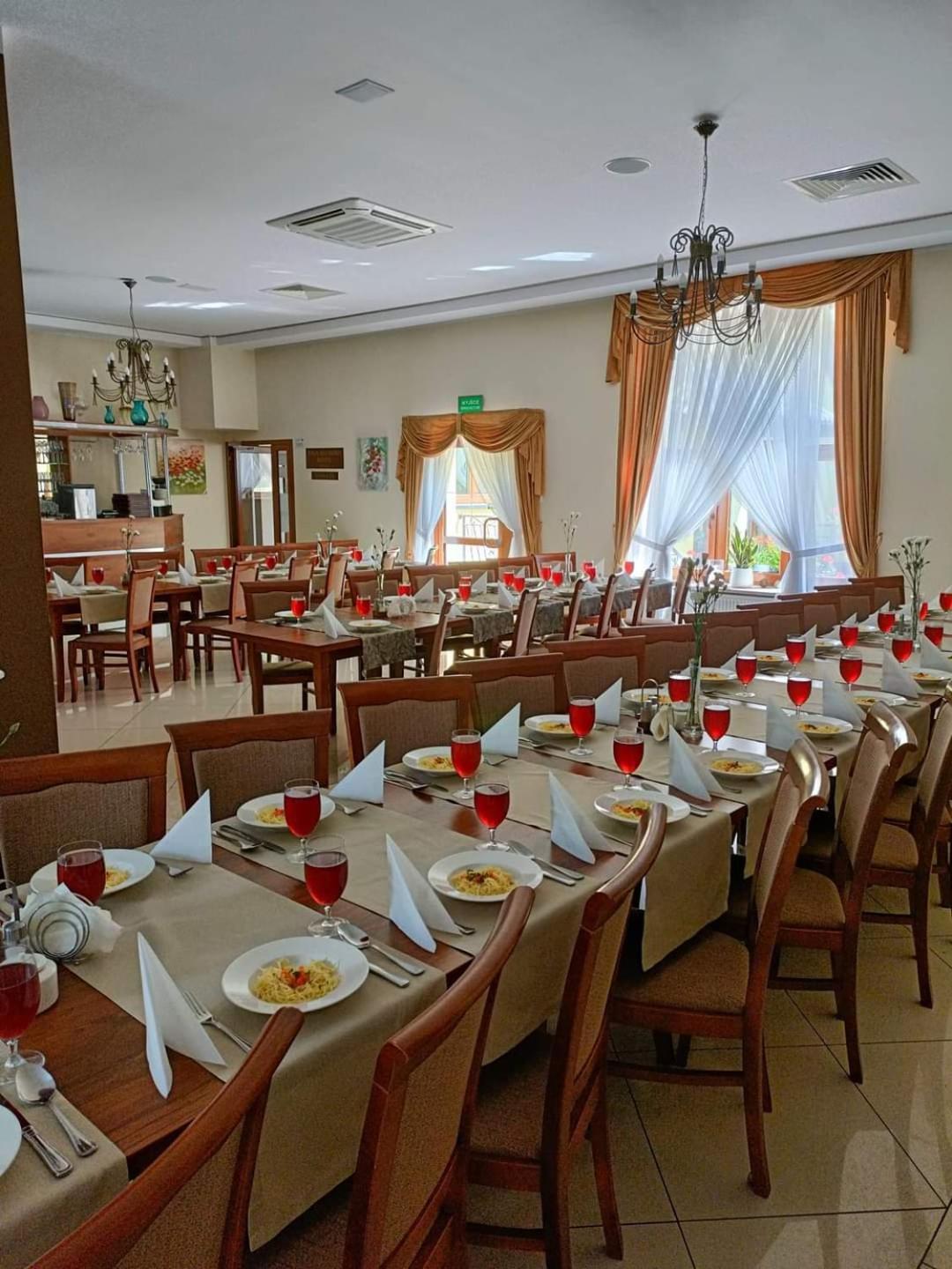 Hotel Chancza Spa & Restauracja Rakow  Exterior photo